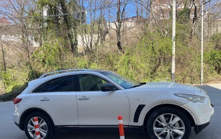 Infiniti FX II, 2011 год, 1 500 000 рублей, 2 фотография