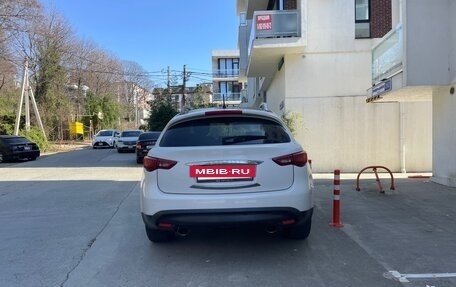 Infiniti FX II, 2011 год, 1 500 000 рублей, 3 фотография