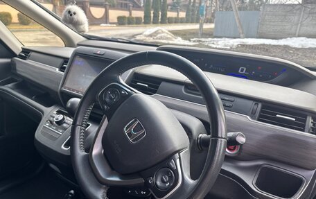 Honda Freed II, 2019 год, 1 670 000 рублей, 5 фотография