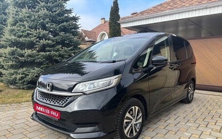 Honda Freed II, 2019 год, 1 670 000 рублей, 2 фотография