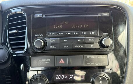 Mitsubishi Outlander III рестайлинг 3, 2013 год, 1 250 000 рублей, 7 фотография