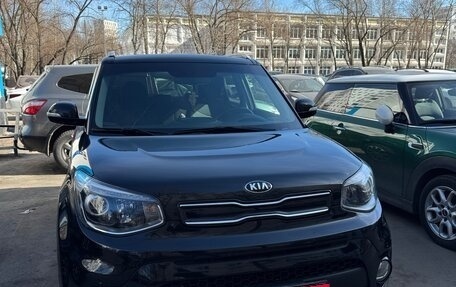 KIA Soul II рестайлинг, 2017 год, 1 900 000 рублей, 1 фотография