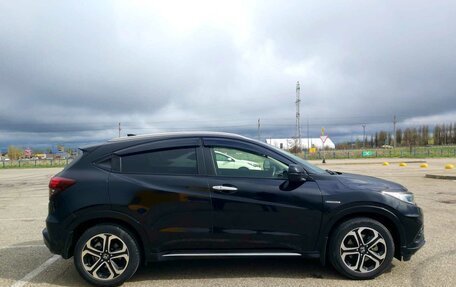 Honda Vezel, 2020 год, 2 200 000 рублей, 6 фотография