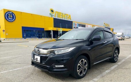 Honda Vezel, 2020 год, 2 200 000 рублей, 2 фотография