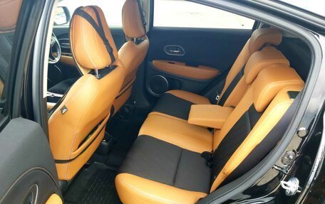 Honda Vezel, 2020 год, 2 200 000 рублей, 25 фотография