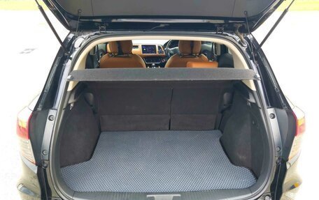 Honda Vezel, 2020 год, 2 200 000 рублей, 24 фотография