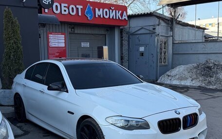 BMW 5 серия, 2010 год, 1 349 000 рублей, 2 фотография