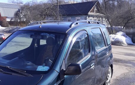 Toyota Yaris Verso, 2001 год, 300 000 рублей, 3 фотография