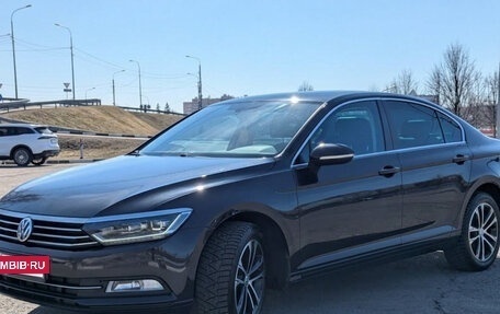 Volkswagen Passat B8 рестайлинг, 2019 год, 2 650 000 рублей, 3 фотография