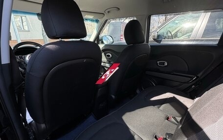 KIA Soul II рестайлинг, 2017 год, 1 900 000 рублей, 9 фотография