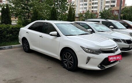 Toyota Camry, 2017 год, 2 350 000 рублей, 5 фотография