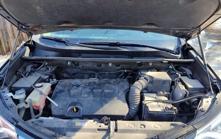 Toyota RAV4, 2019 год, 2 600 000 рублей, 10 фотография