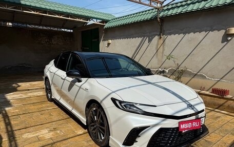 Toyota Camry, 2025 год, 3 390 000 рублей, 6 фотография