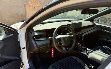 Toyota Camry, 2025 год, 3 390 000 рублей, 7 фотография