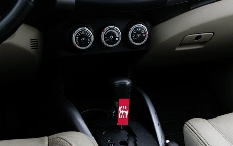 Mitsubishi Outlander III рестайлинг 3, 2008 год, 599 000 рублей, 14 фотография