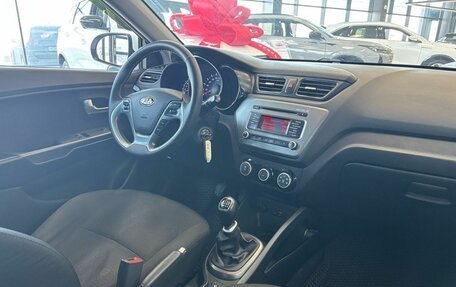 KIA Rio III рестайлинг, 2017 год, 949 000 рублей, 17 фотография