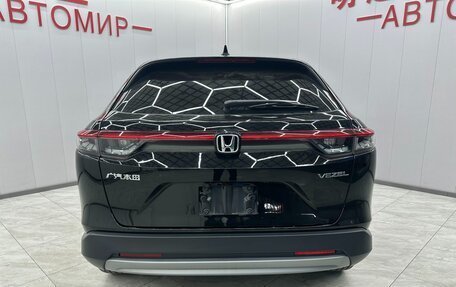 Honda Vezel, 2023 год, 2 150 000 рублей, 6 фотография