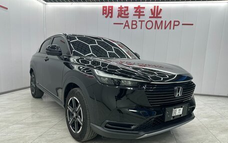 Honda Vezel, 2023 год, 2 150 000 рублей, 2 фотография