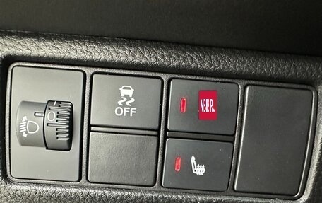 Honda Vezel, 2023 год, 2 150 000 рублей, 15 фотография