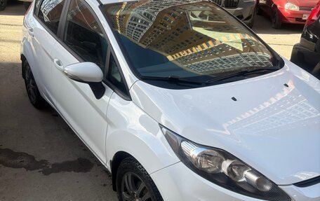 Ford Fiesta, 2010 год, 835 000 рублей, 2 фотография