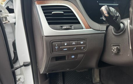 Genesis G80 I, 2017 год, 2 100 000 рублей, 8 фотография