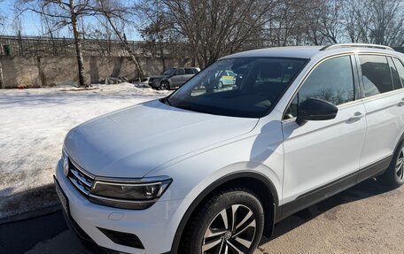 Volkswagen Tiguan II, 2020 год, 2 400 000 рублей, 5 фотография