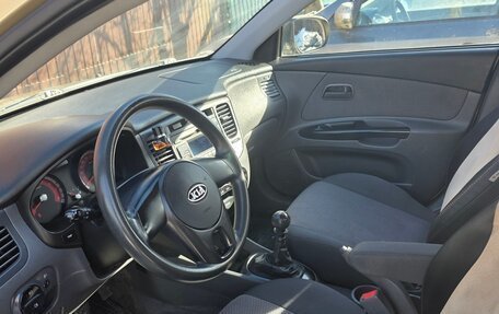 KIA Rio II, 2011 год, 600 000 рублей, 15 фотография