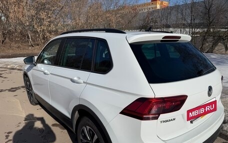 Volkswagen Tiguan II, 2020 год, 2 400 000 рублей, 6 фотография