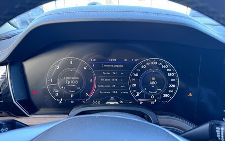 Volkswagen Touareg III, 2019 год, 4 050 000 рублей, 9 фотография