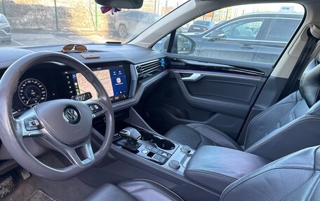 Volkswagen Touareg III, 2019 год, 4 050 000 рублей, 11 фотография