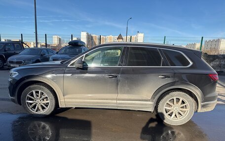 Volkswagen Touareg III, 2019 год, 4 050 000 рублей, 3 фотография