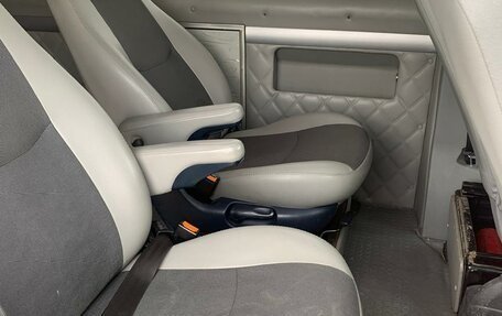 Volkswagen Transporter T5 рестайлинг, 2009 год, 1 380 000 рублей, 15 фотография