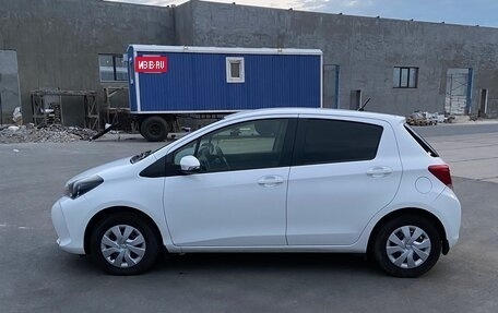 Toyota Vitz, 2014 год, 700 000 рублей, 7 фотография