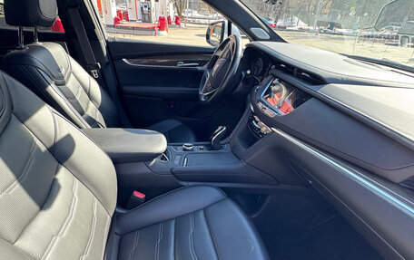 Cadillac XT5 I рестайлинг, 2021 год, 4 750 000 рублей, 6 фотография