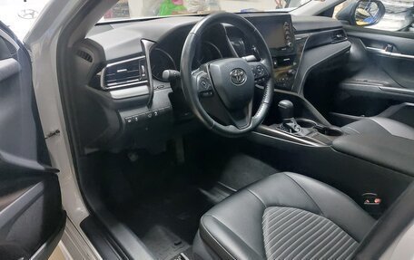 Toyota Camry, 2022 год, 3 650 000 рублей, 4 фотография