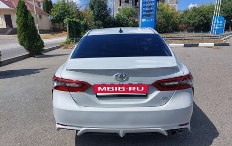 Toyota Camry, 2022 год, 3 650 000 рублей, 9 фотография