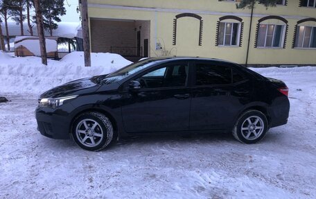 Toyota Corolla, 2014 год, 1 030 000 рублей, 4 фотография