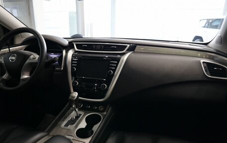 Nissan Murano, 2019 год, 3 000 000 рублей, 16 фотография