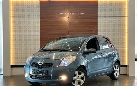 Toyota Yaris III рестайлинг, 2006 год, 649 000 рублей, 1 фотография