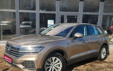 Volkswagen Touareg III, 2019 год, 4 150 000 рублей, 1 фотография