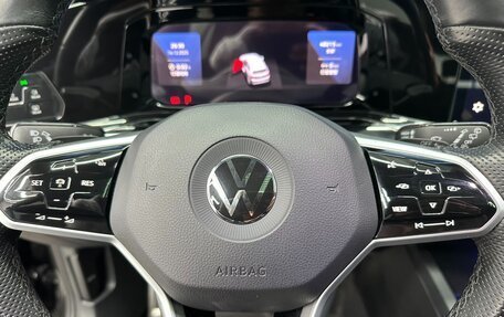 Volkswagen Golf VIII, 2021 год, 1 970 000 рублей, 13 фотография