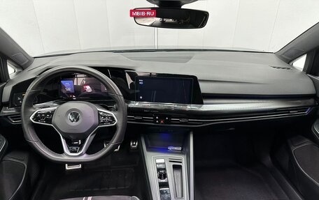 Volkswagen Golf VIII, 2021 год, 1 970 000 рублей, 12 фотография