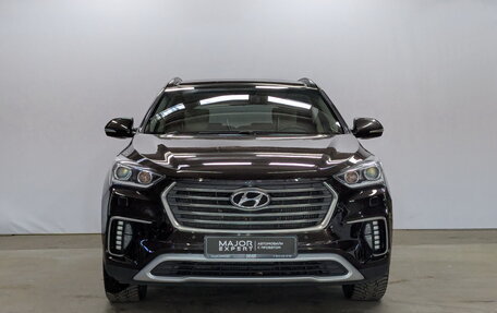 Hyundai Santa Fe III рестайлинг, 2017 год, 2 320 000 рублей, 2 фотография