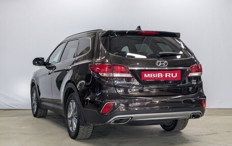 Hyundai Santa Fe III рестайлинг, 2017 год, 2 320 000 рублей, 7 фотография