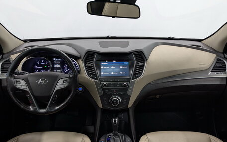 Hyundai Santa Fe III рестайлинг, 2017 год, 2 320 000 рублей, 14 фотография