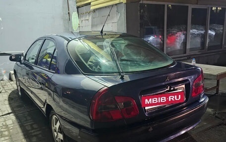 Mitsubishi Carisma I, 2002 год, 300 000 рублей, 3 фотография
