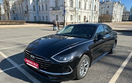Hyundai Sonata VIII, 2020 год, 2 550 000 рублей, 2 фотография