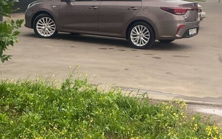 KIA Rio IV, 2018 год, 990 000 рублей, 7 фотография