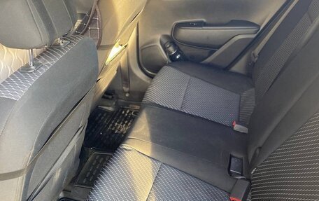 KIA Rio IV, 2018 год, 990 000 рублей, 12 фотография