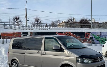 Volkswagen Caravelle T5, 2011 год, 1 650 000 рублей, 5 фотография